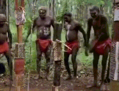 Gif прикол танцует загрузить для vk